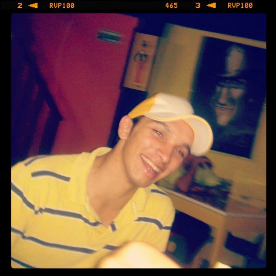 1456142_679140315429812_1992798891_n